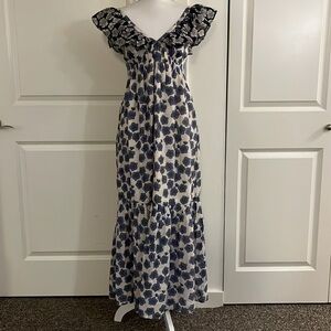 Ro’s Garden for Gorsuch Saskia Jasmin Dress with Ruffle Neckline